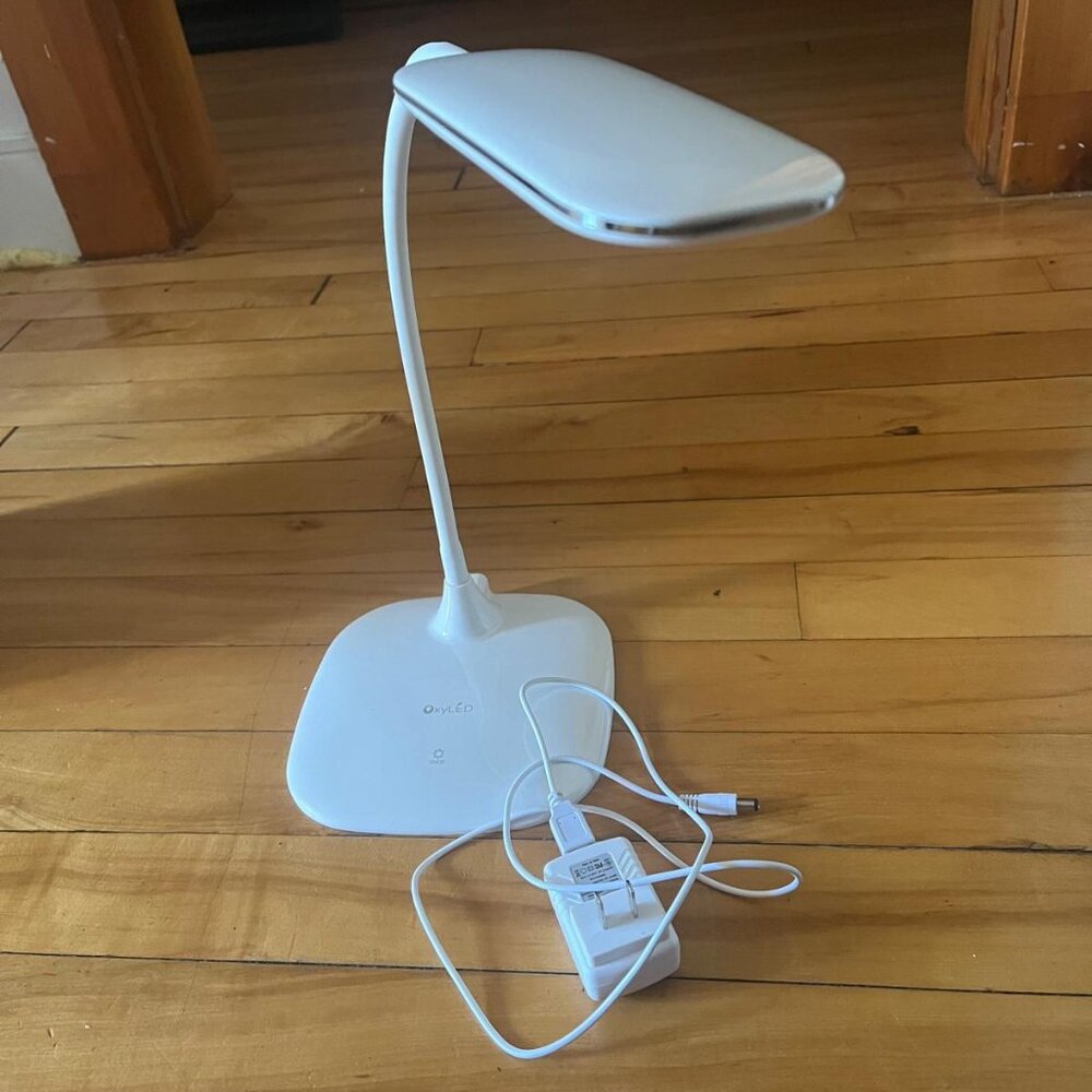 Rechargeable Touch Control Smart Led Desk Lamp